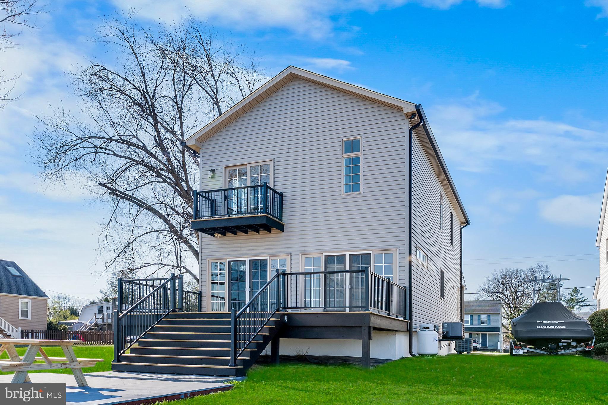 OLIVER BEACH - Residential
