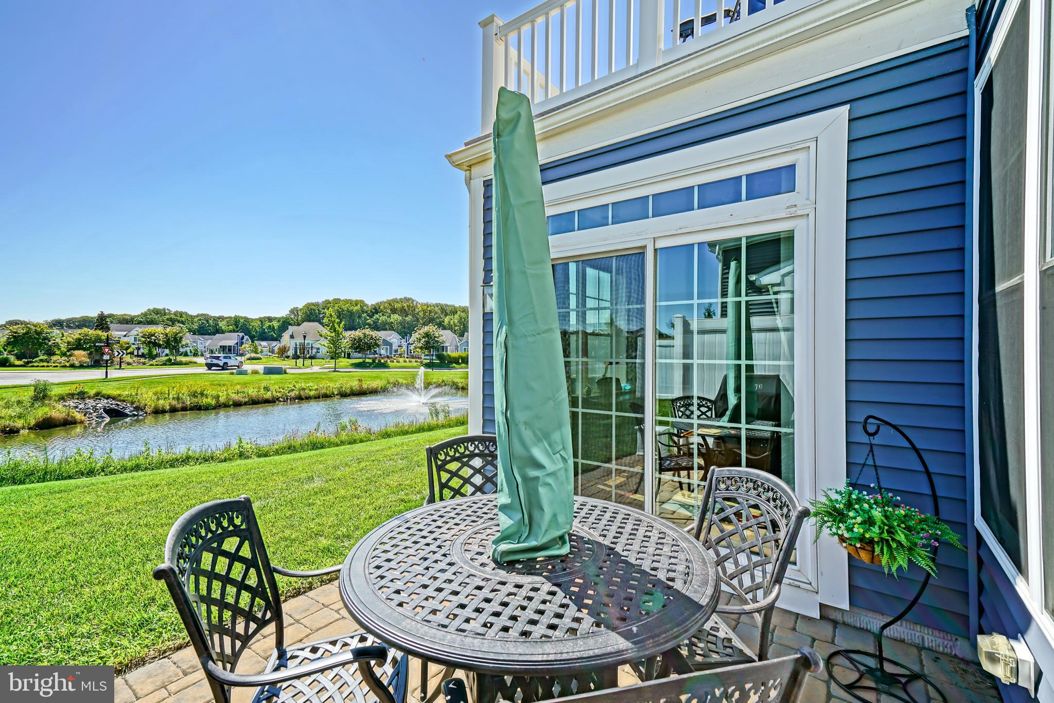 GOVERNORS - Residential