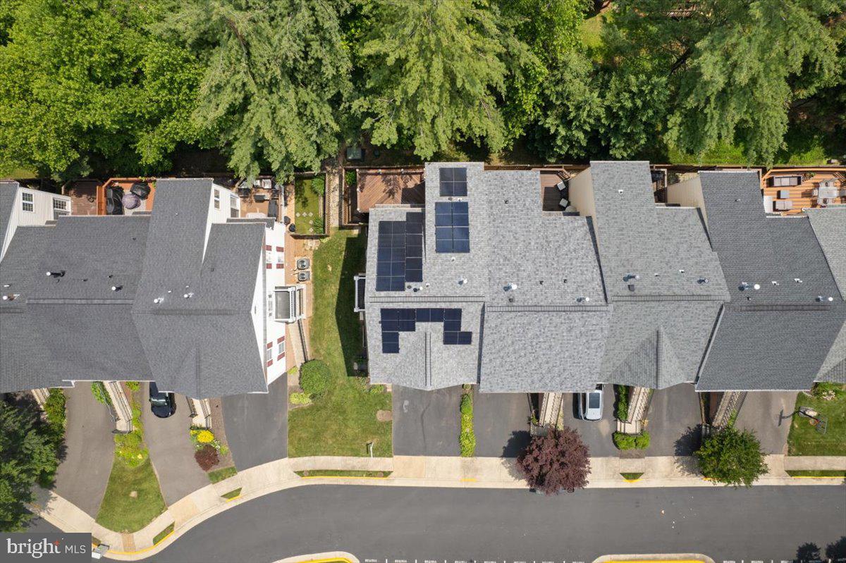 STONE CREEK CROSSING - Residential