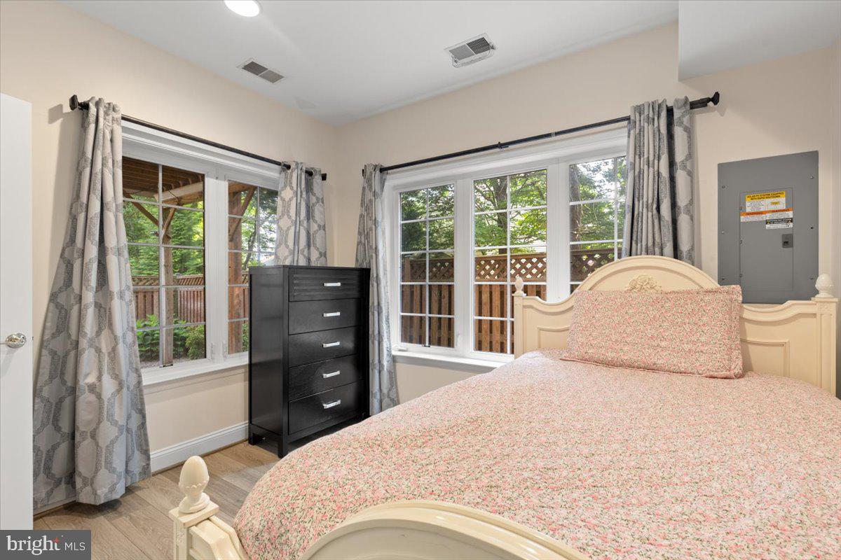 STONE CREEK CROSSING - Residential