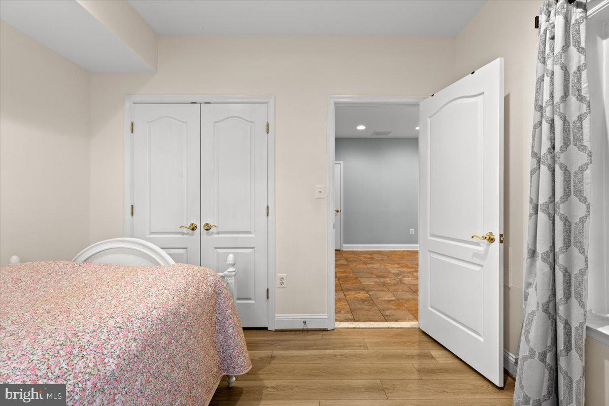 STONE CREEK CROSSING - Residential