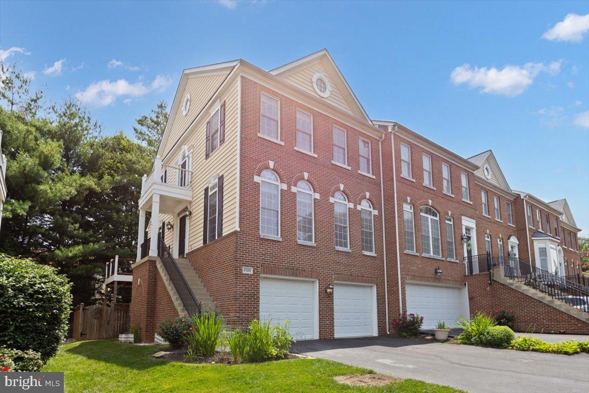 STONE CREEK CROSSING - Residential