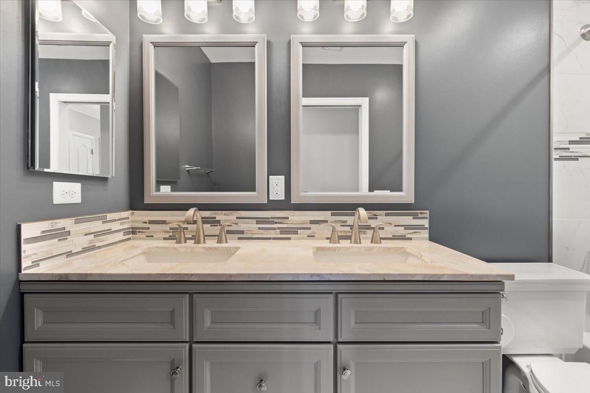 STONE CREEK CROSSING - Residential