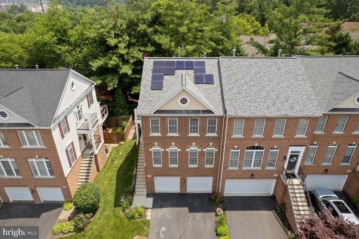 STONE CREEK CROSSING - Residential