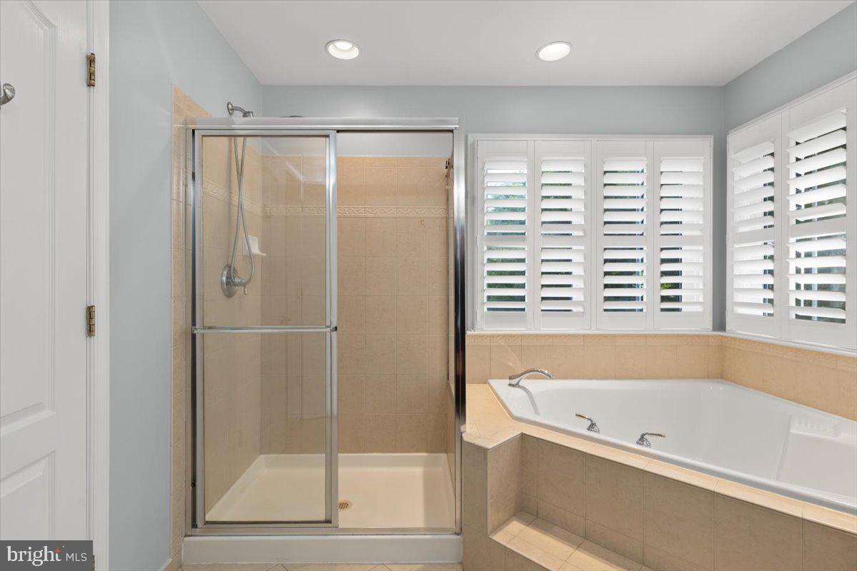 STONE CREEK CROSSING - Residential