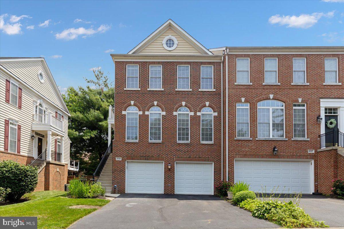 STONE CREEK CROSSING - Residential