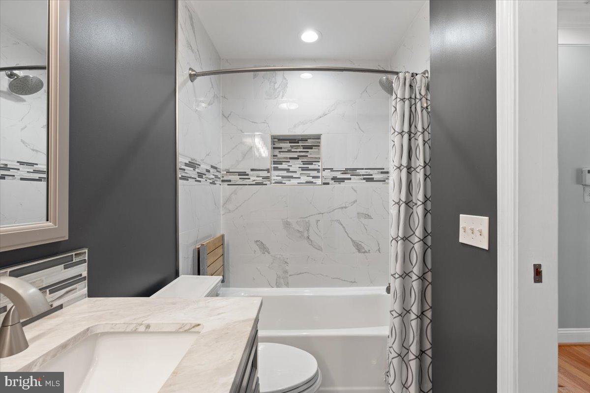 STONE CREEK CROSSING - Residential