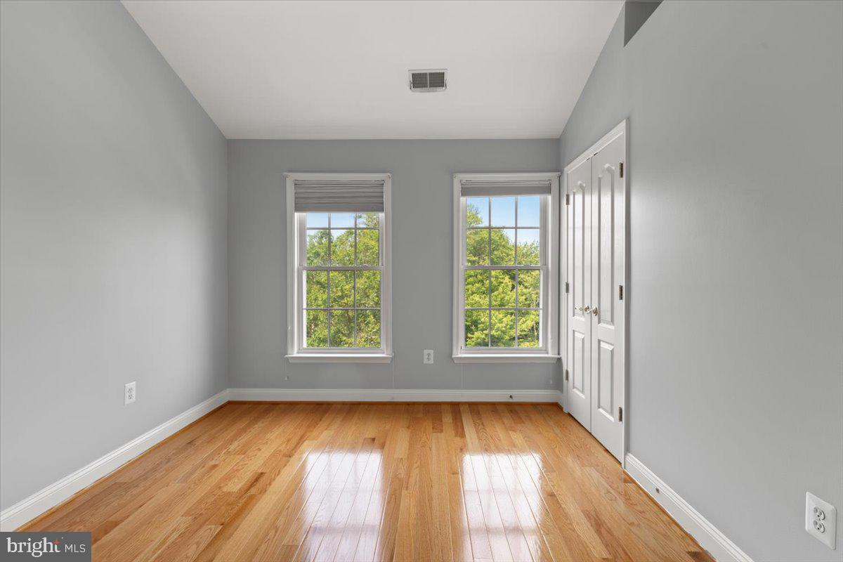 STONE CREEK CROSSING - Residential