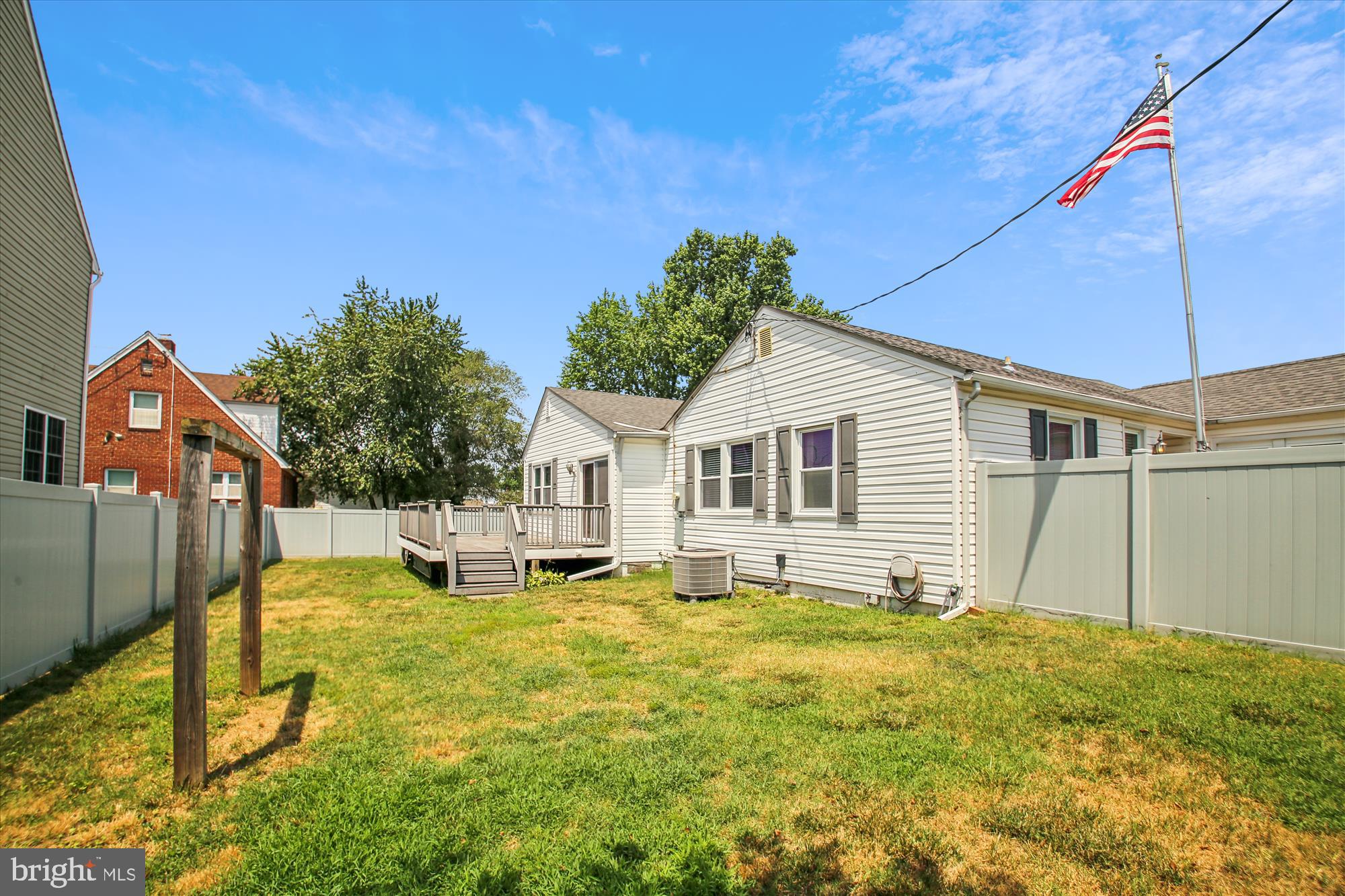 SUNSET BEACH - Residential