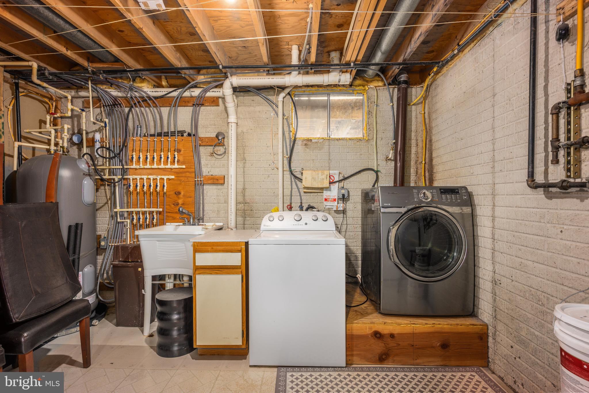 MATTHEW'S MEADOWS - Residential