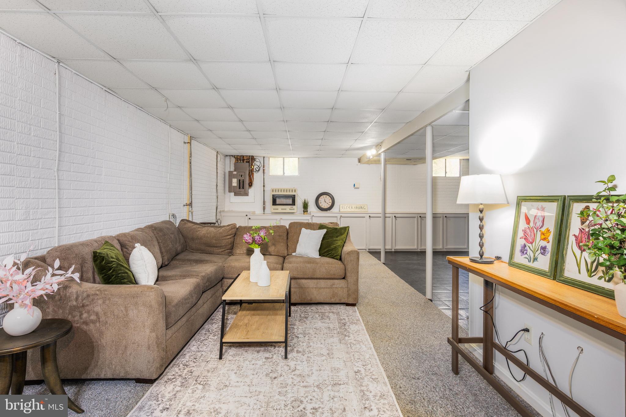 MATTHEW'S MEADOWS - Residential