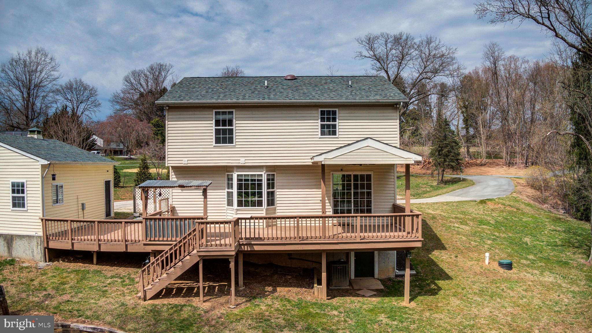 MATTHEW'S MEADOWS - Residential