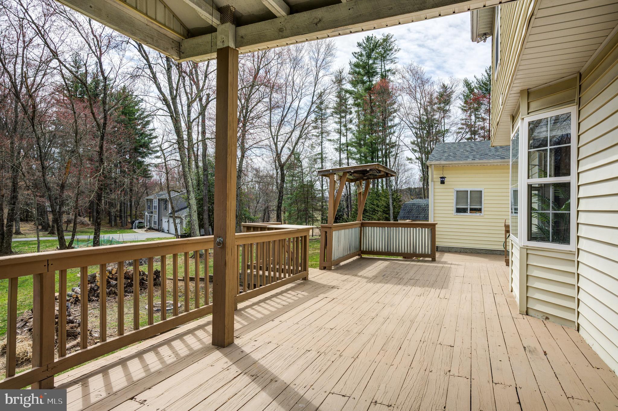 MATTHEW'S MEADOWS - Residential