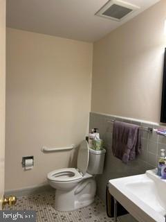 ROCKVILLE - Residential Lease