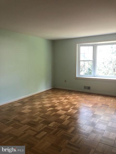 ROCKVILLE - Residential Lease