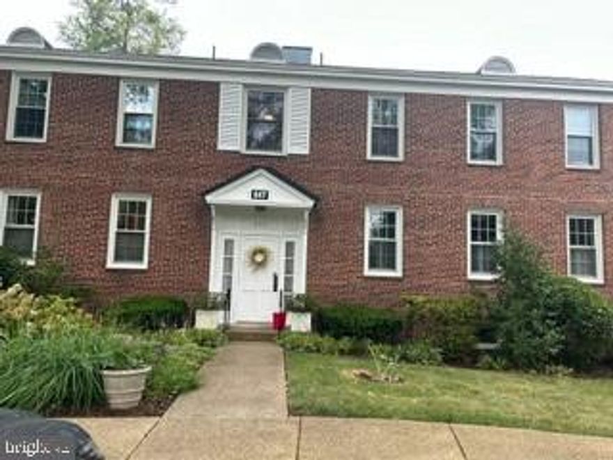 BRIGHT AND SPACIOUS TWO BEDROOM, TWO BATH HOME WITH WALK IN CLOSET IN MBR, UPDATED KITCHEN AND PLENTY OF STORAGE SPACE