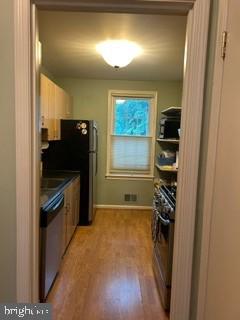 ROCKVILLE - Residential Lease