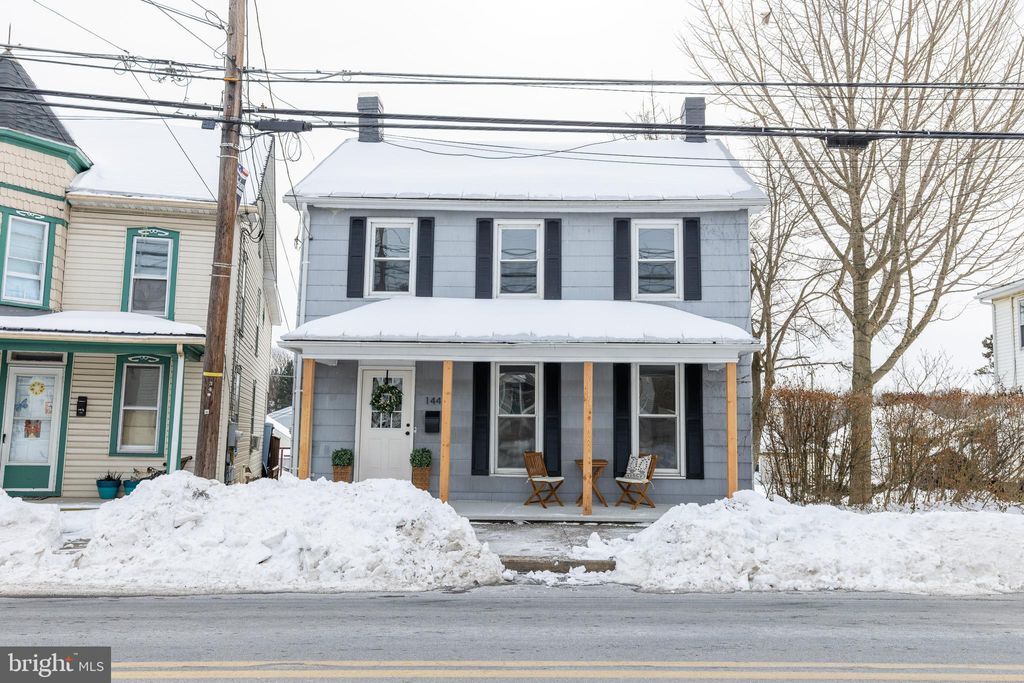 Photo of 144 W King Street, LITTLESTOWN, PA 17340 (MLS # PAAD2021538)