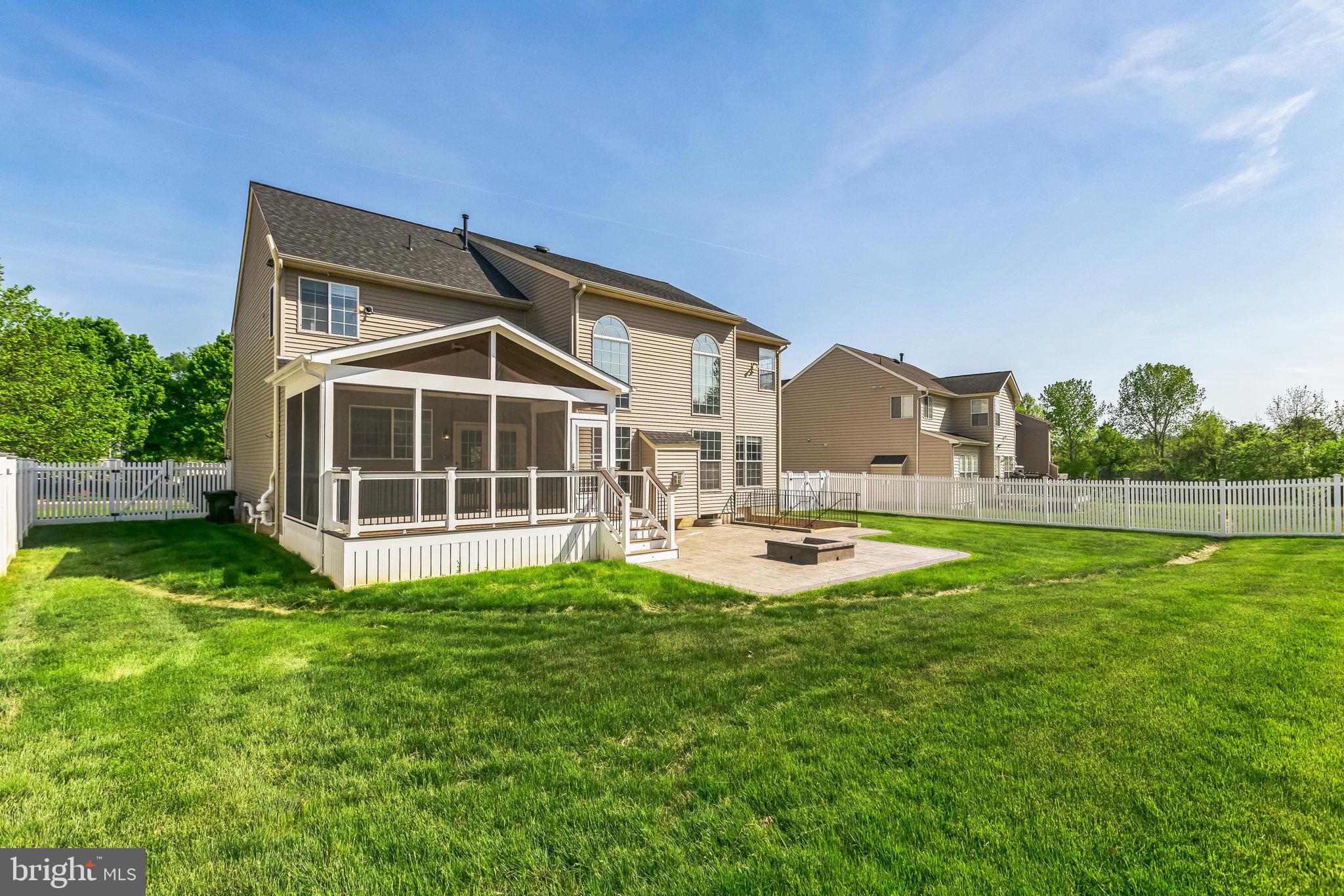 767 HOLLY LEAF ROAD