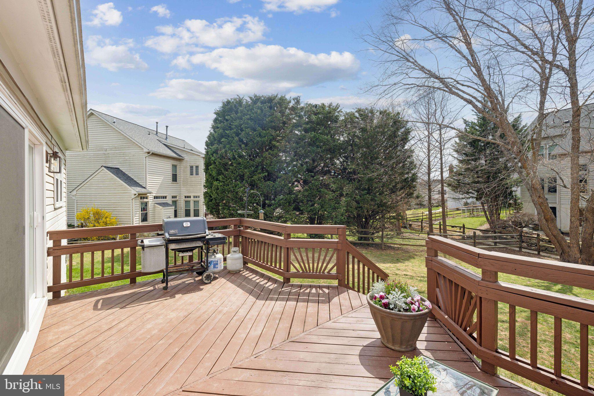 CLOPPERS MILL WEST - Residential