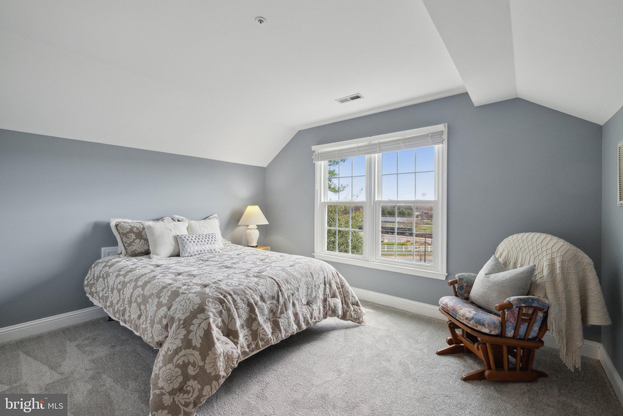 CLOPPERS MILL WEST - Residential