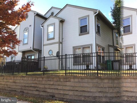 9301 PALMER PLACE 40 LAUREL MD 20708