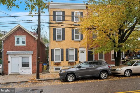 4383 MANAYUNK AVENUE PHILADELPHIA PA 19128