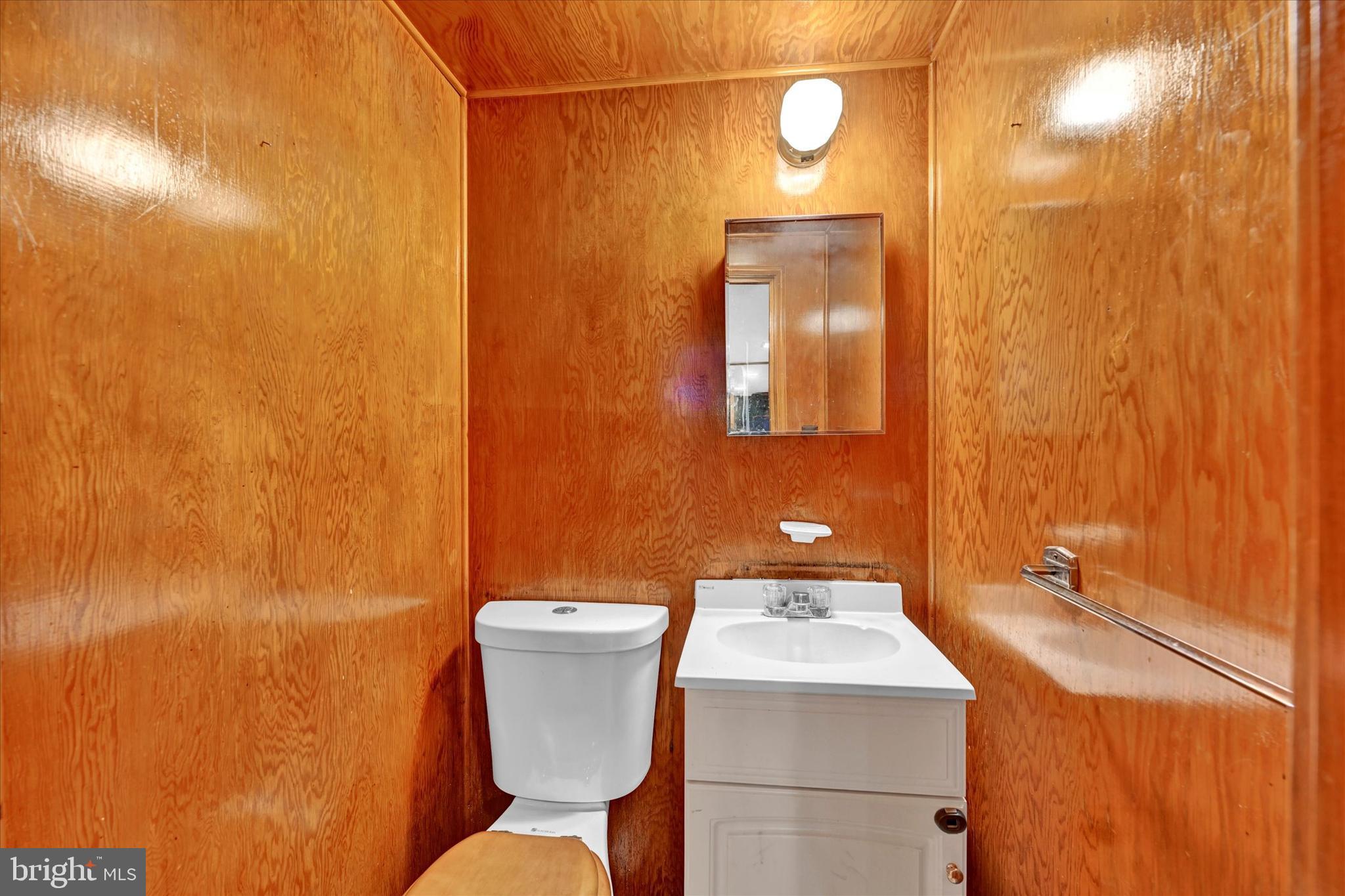 IDLEWOOD - Residential