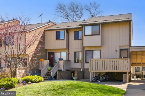 Condo For Rent - 2680 Glengyle Drive #29<br/> Fairfax County, VIENNA, VA 22181