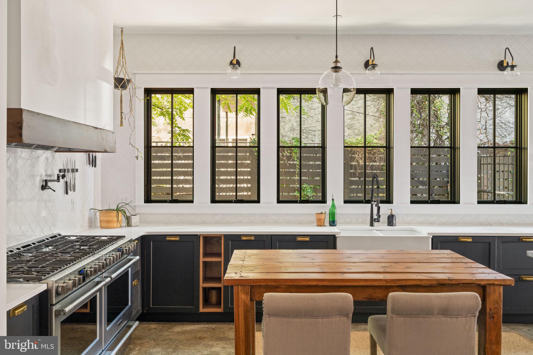 CEDAR PARK - Residential