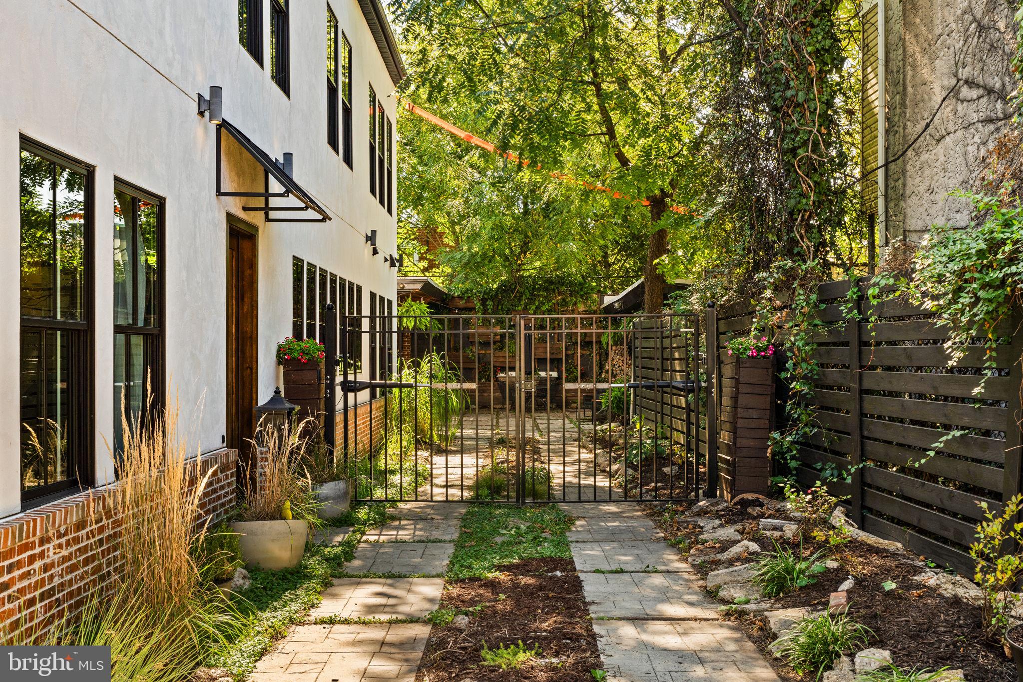 CEDAR PARK - Residential