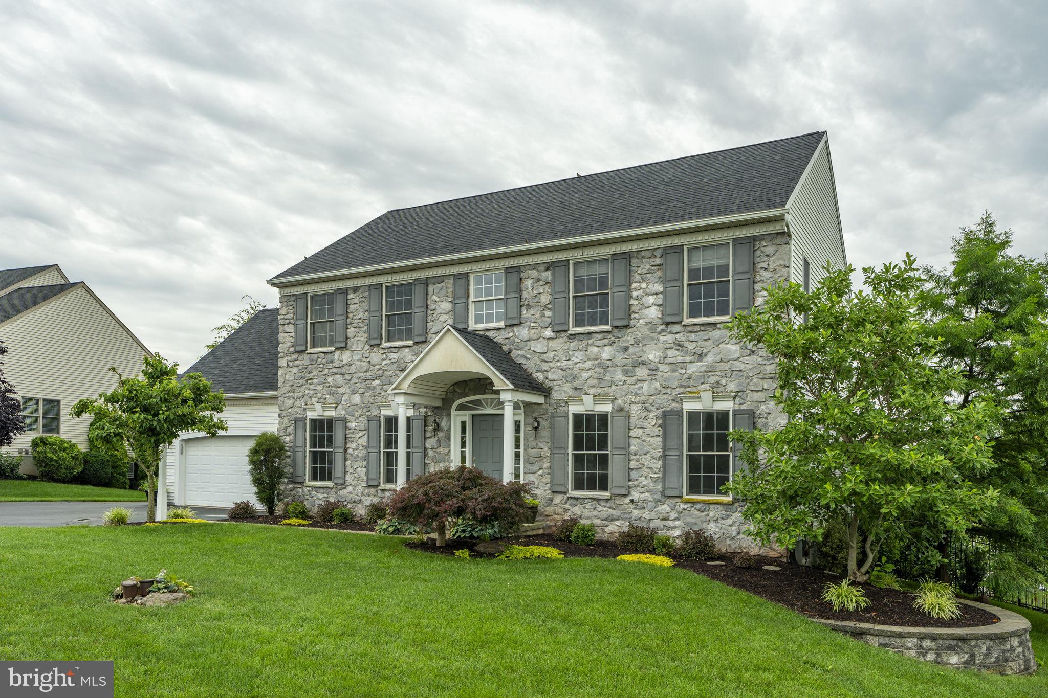 4 SURREY DRIVE