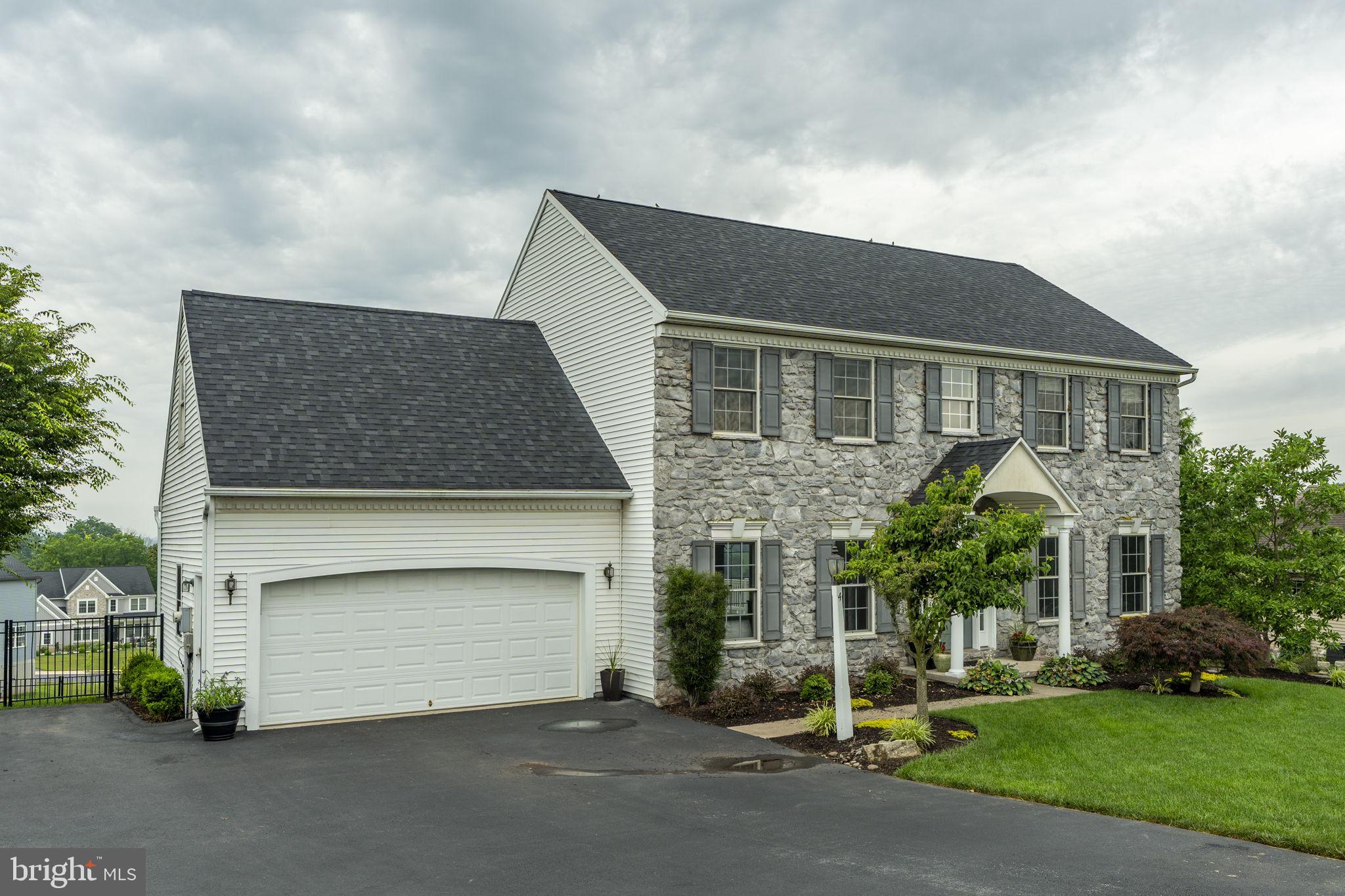 4 SURREY DRIVE