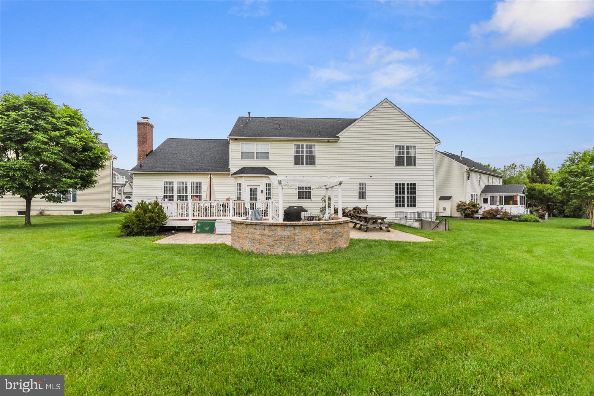 GREEN HILL MANOR - Residential