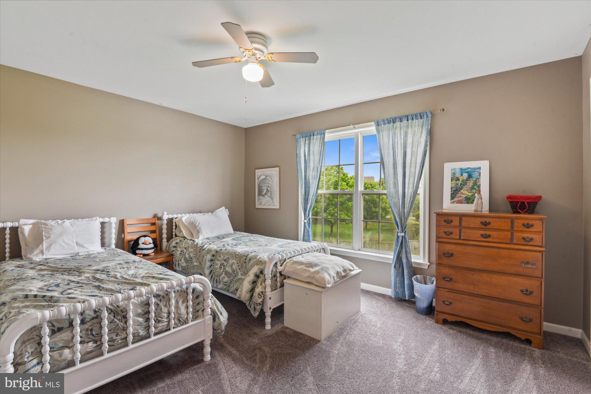 GREEN HILL MANOR - Residential