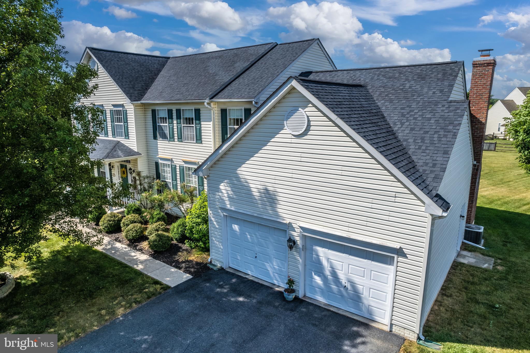 GREEN HILL MANOR - Residential