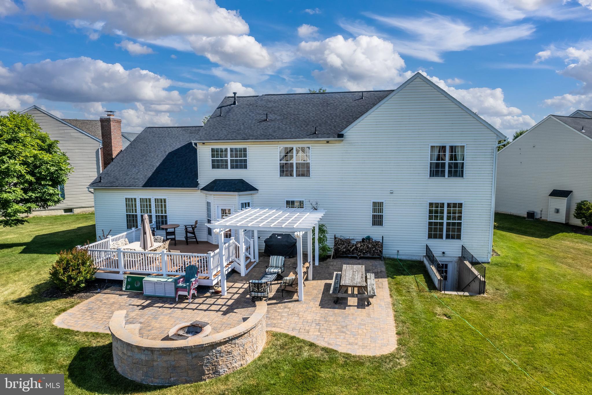 GREEN HILL MANOR - Residential