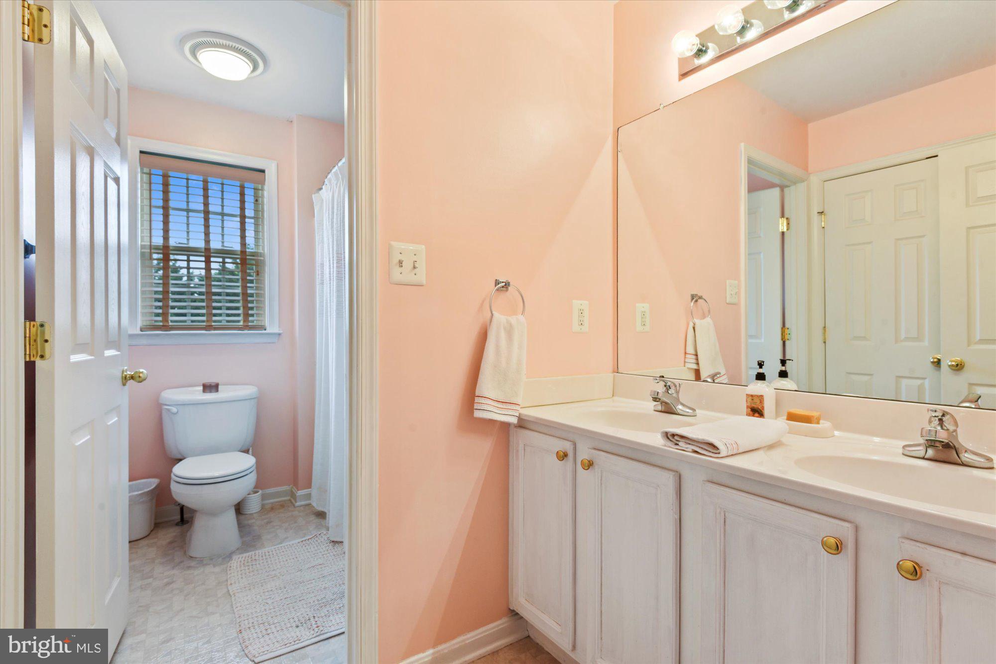 GREEN HILL MANOR - Residential