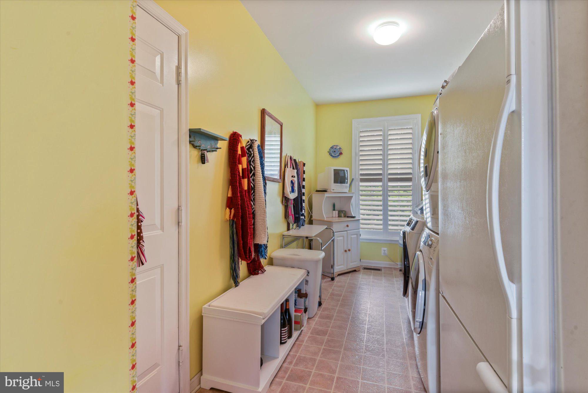 GREEN HILL MANOR - Residential