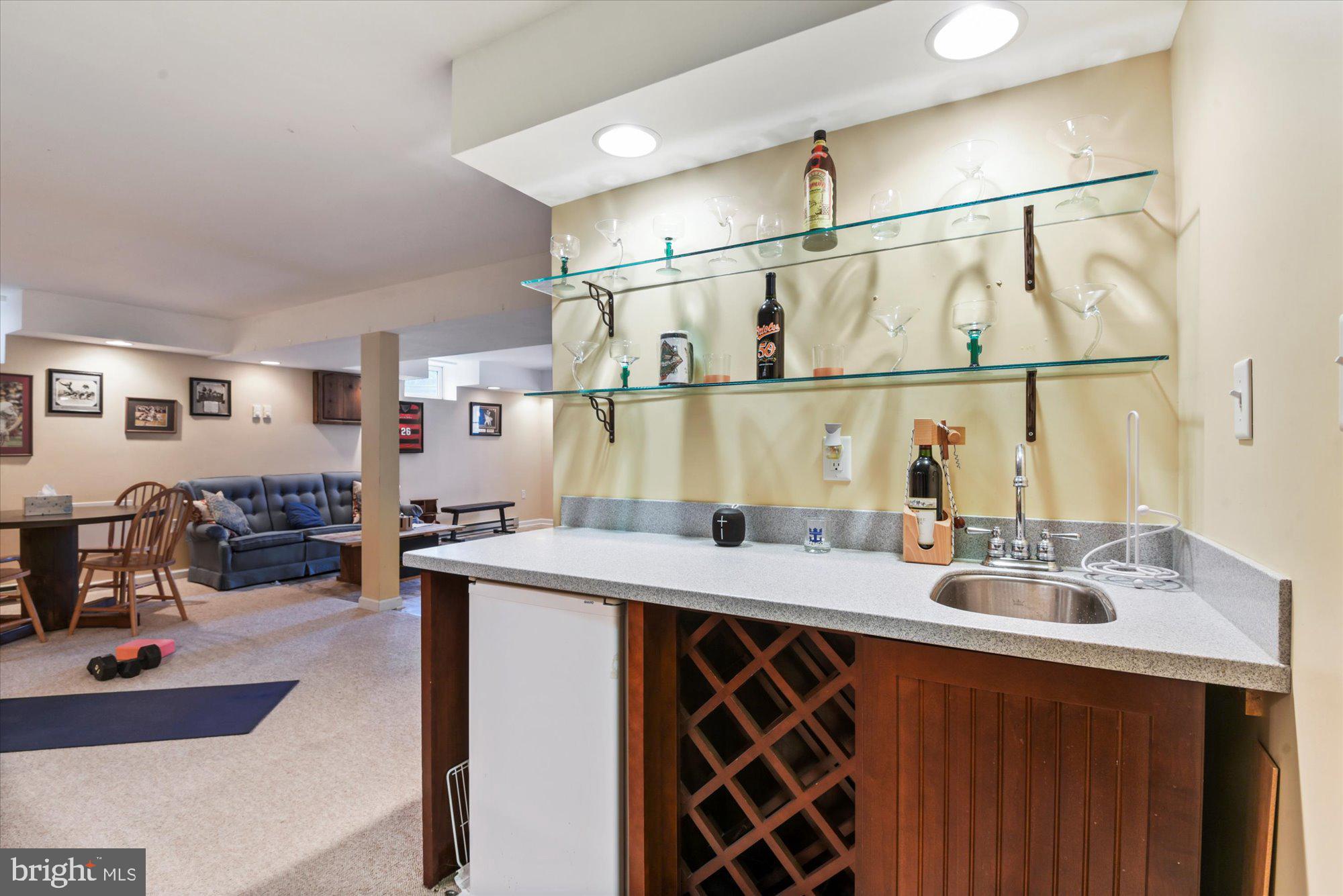 GREEN HILL MANOR - Residential