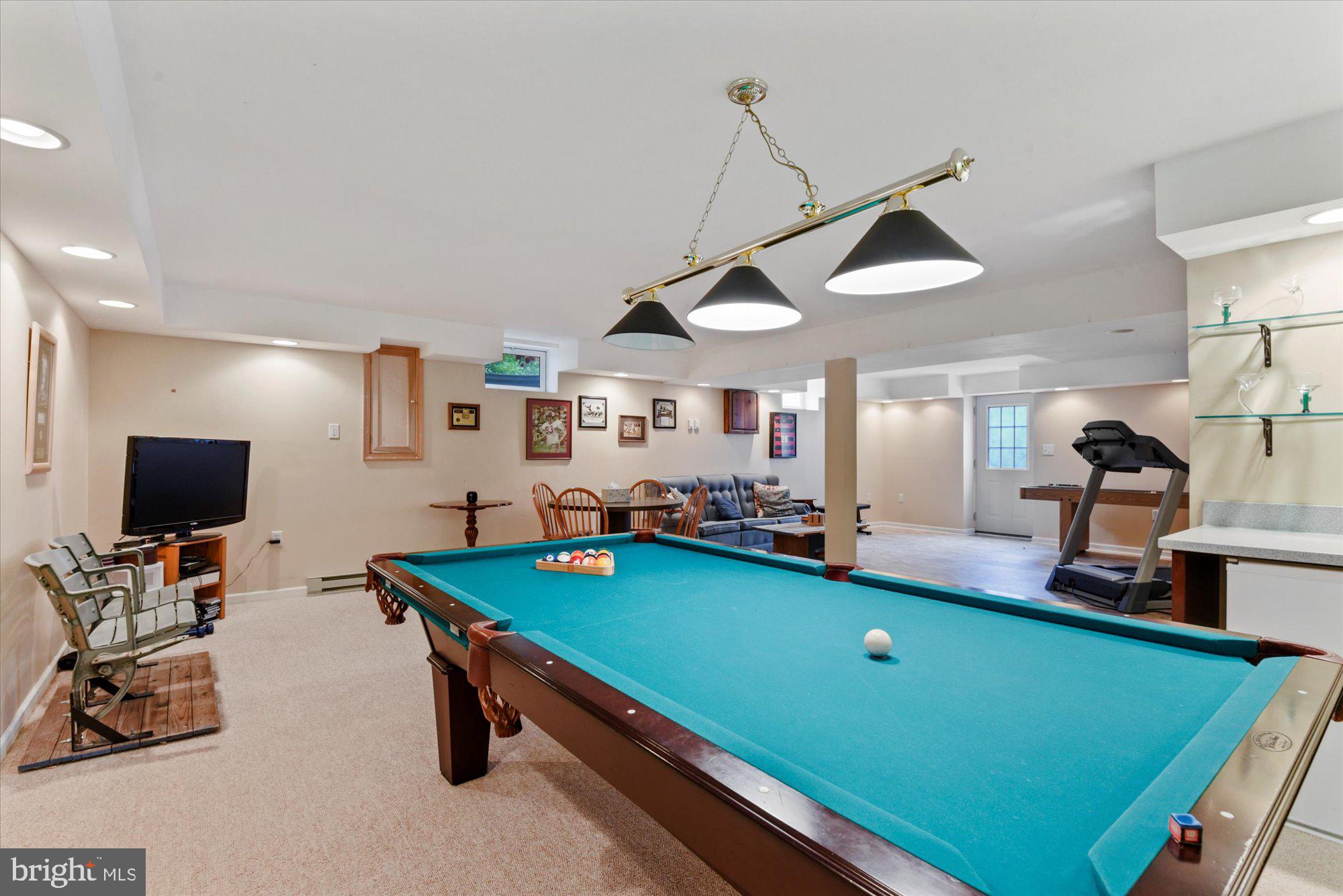 GREEN HILL MANOR - Residential