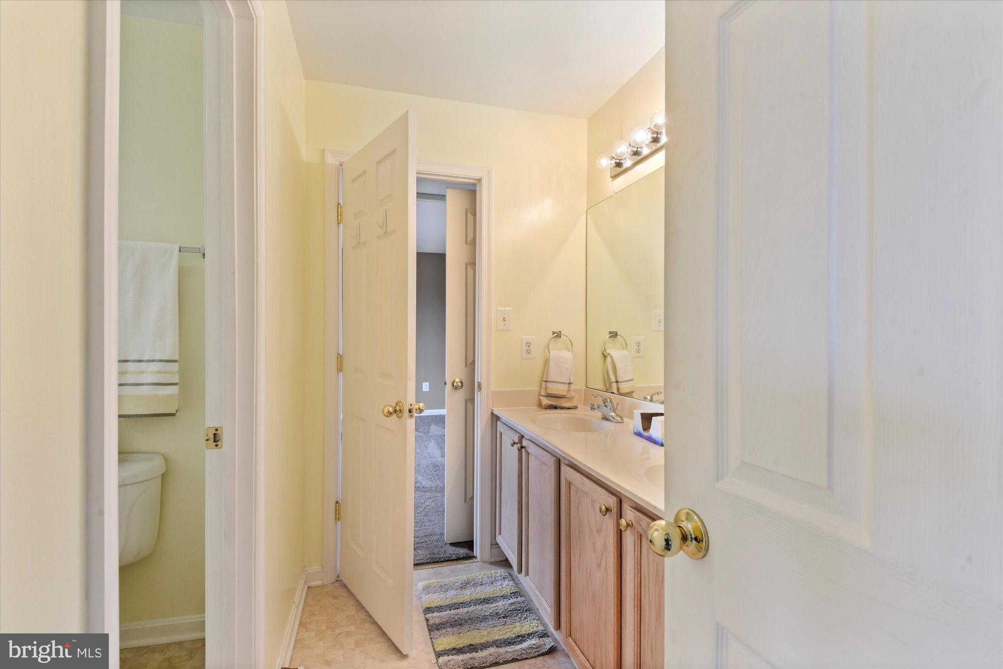 GREEN HILL MANOR - Residential