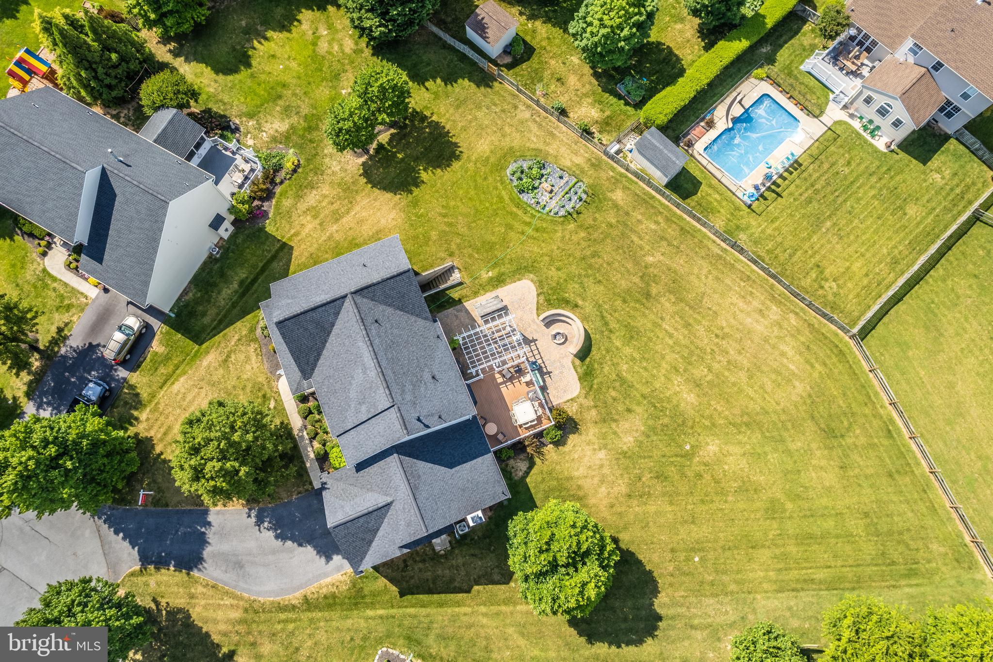 GREEN HILL MANOR - Residential