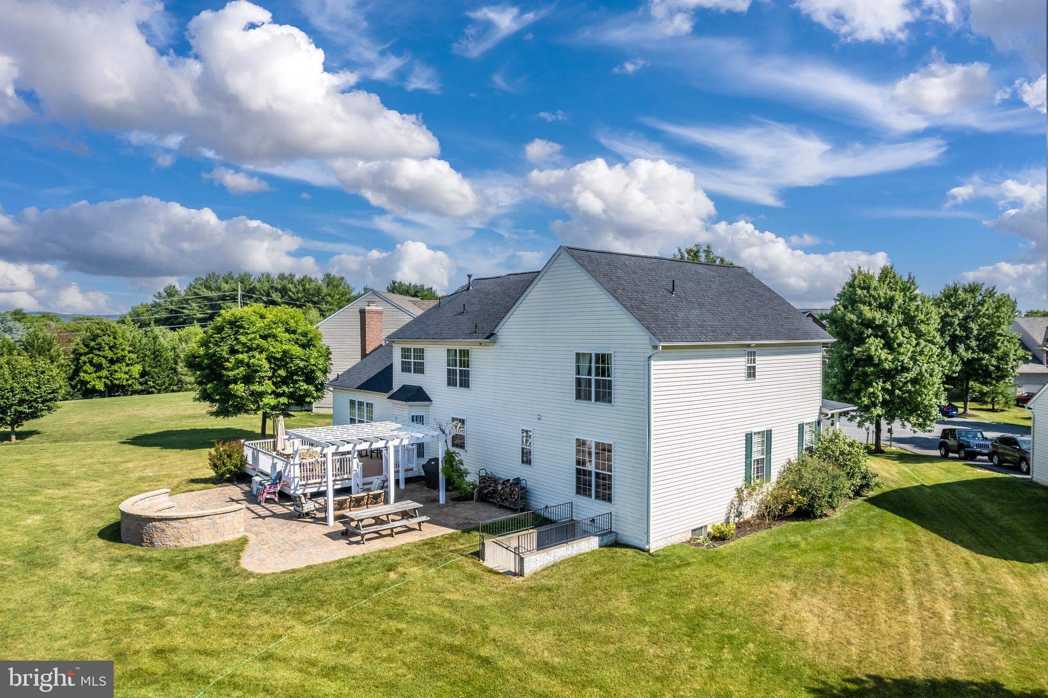 GREEN HILL MANOR - Residential