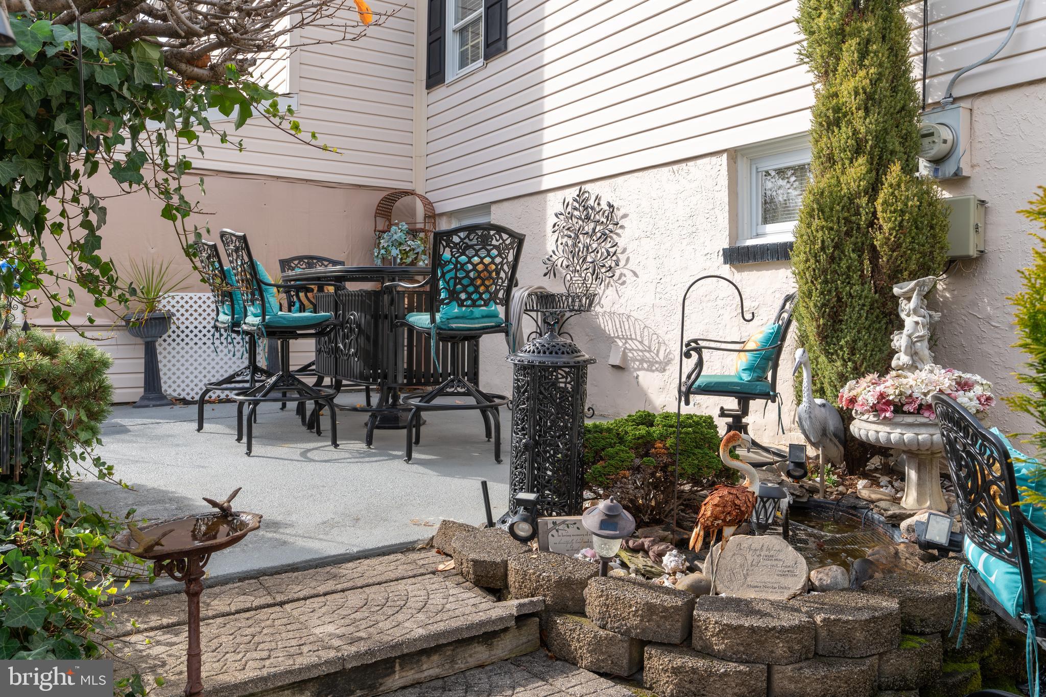 BURGUNDY HILLS - Residential