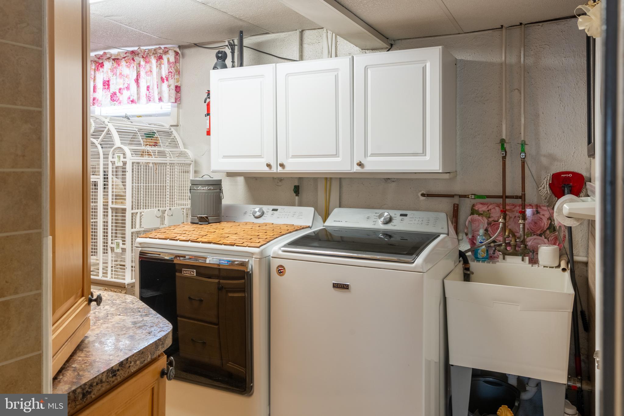 BURGUNDY HILLS - Residential