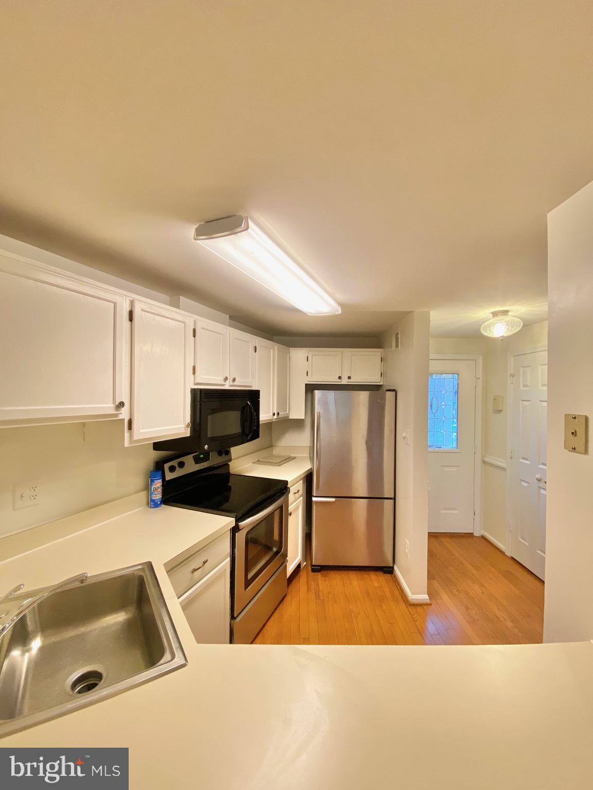 KINGSTOWNE - Residential Lease