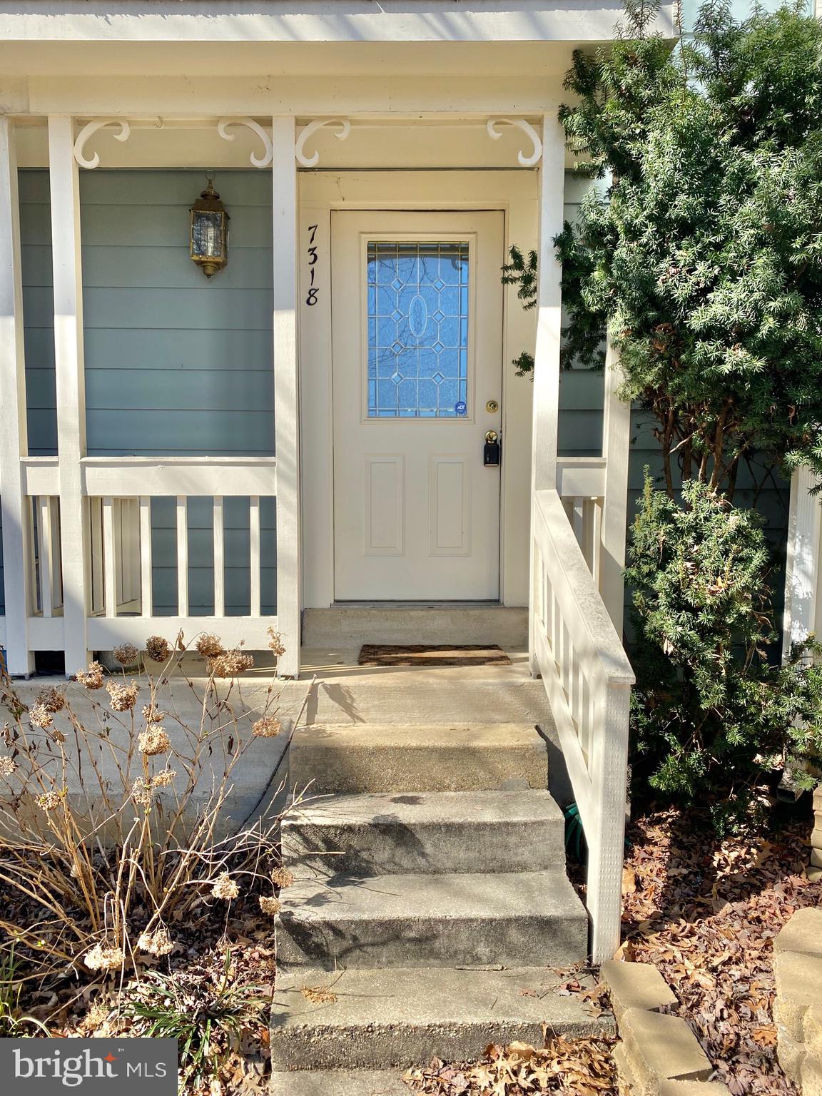 KINGSTOWNE - Residential Lease