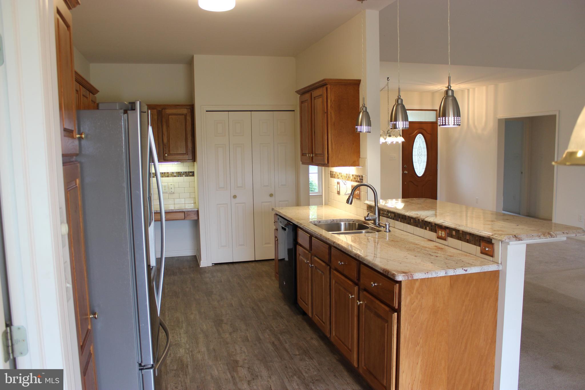 LINCOLNS MEADOW - Residential