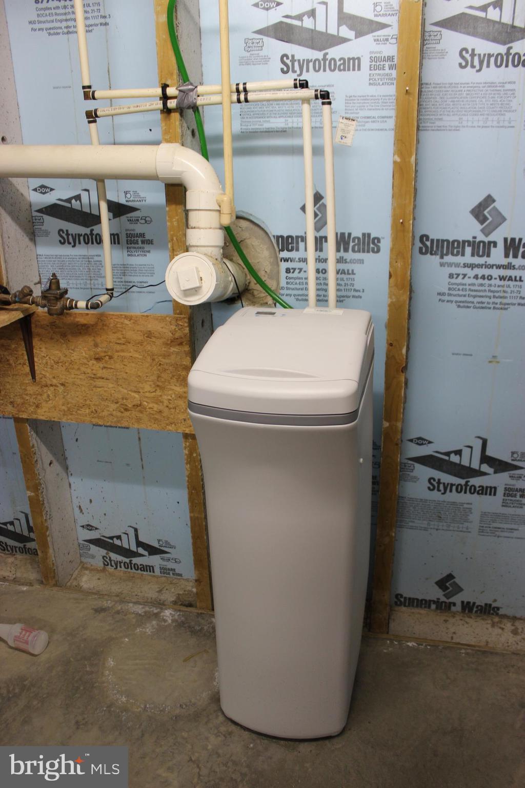 LINCOLNS MEADOW - Residential